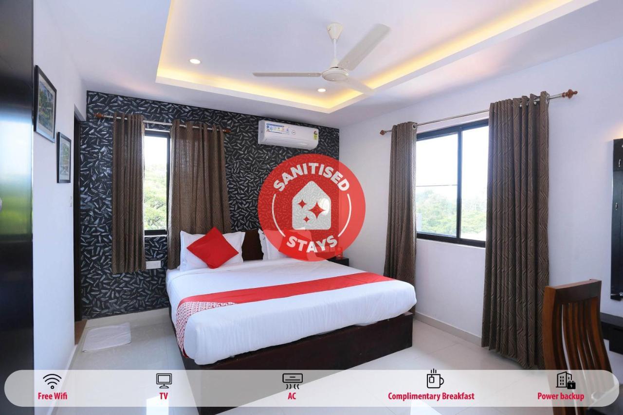 Capital O 61059 Green Life Hotel Kochi Ngoại thất bức ảnh