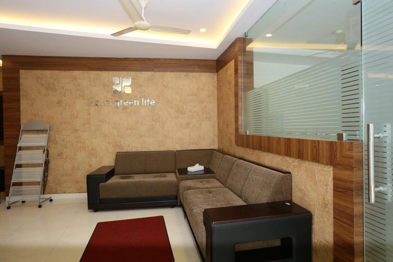 Capital O 61059 Green Life Hotel Kochi Ngoại thất bức ảnh